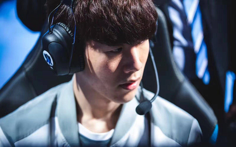 痛击老东家，iboy率VG挺进德杯八强